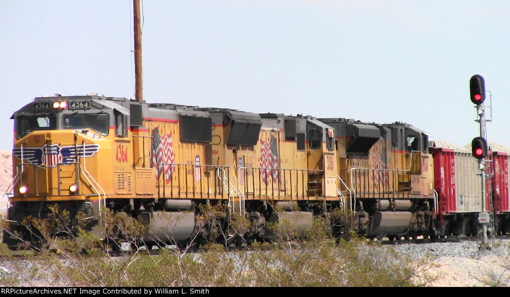 WB Unit Ballast Hooper Frt at Erie NV -2